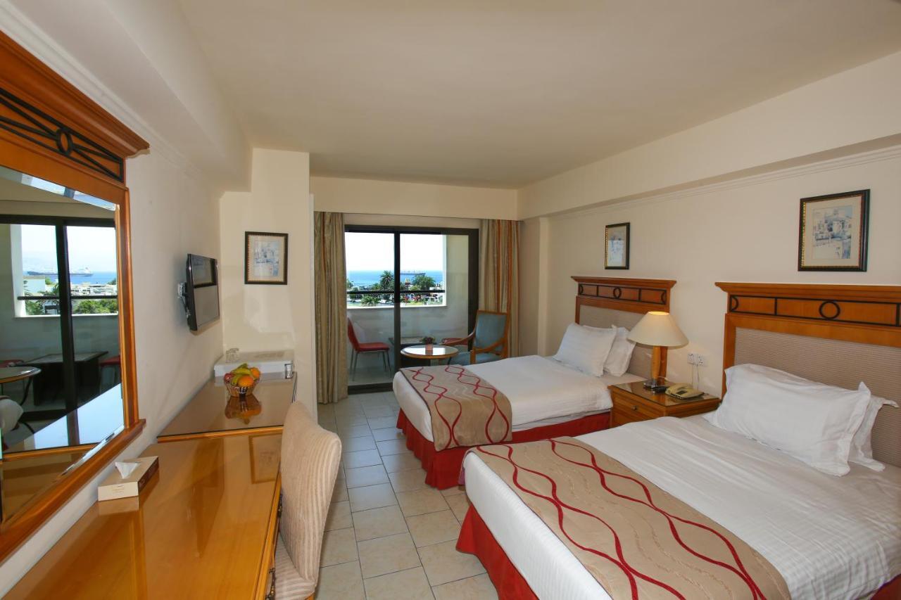 Mina Hotel